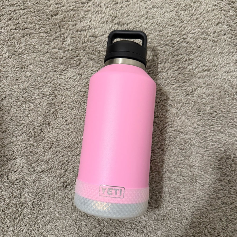 Yeti Rambler 64 OZ Bottle Power Pink Chug Cap Half Gallon Limited Edition